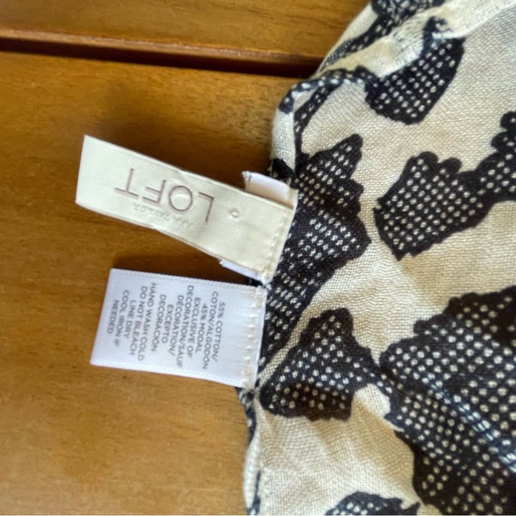 Loft Wrap Scarf - Picture 6 of 7